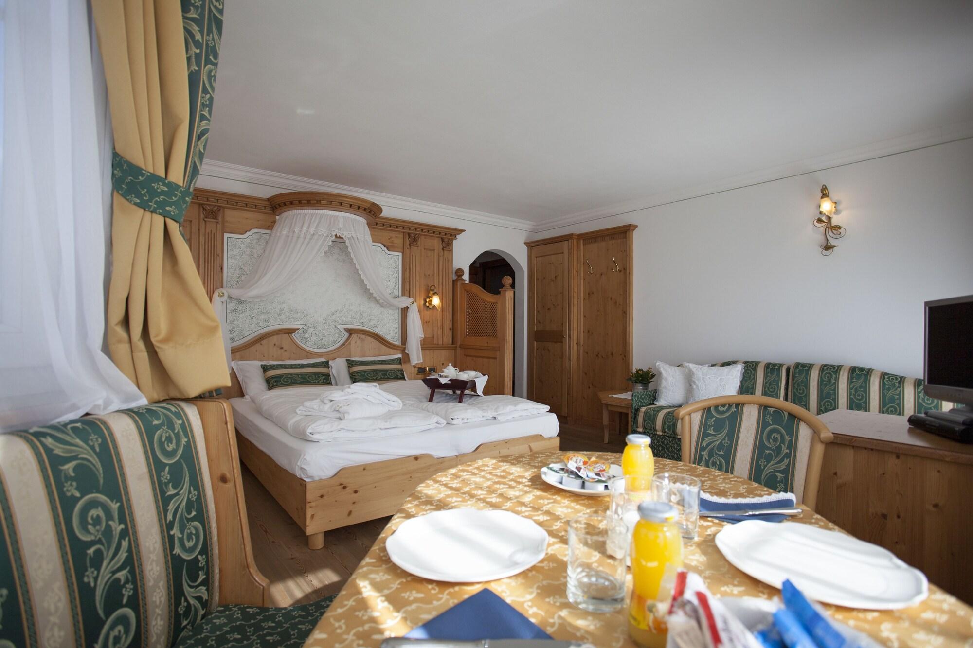 Hotel Chalet All'Imperatore Madonna Buitenkant foto