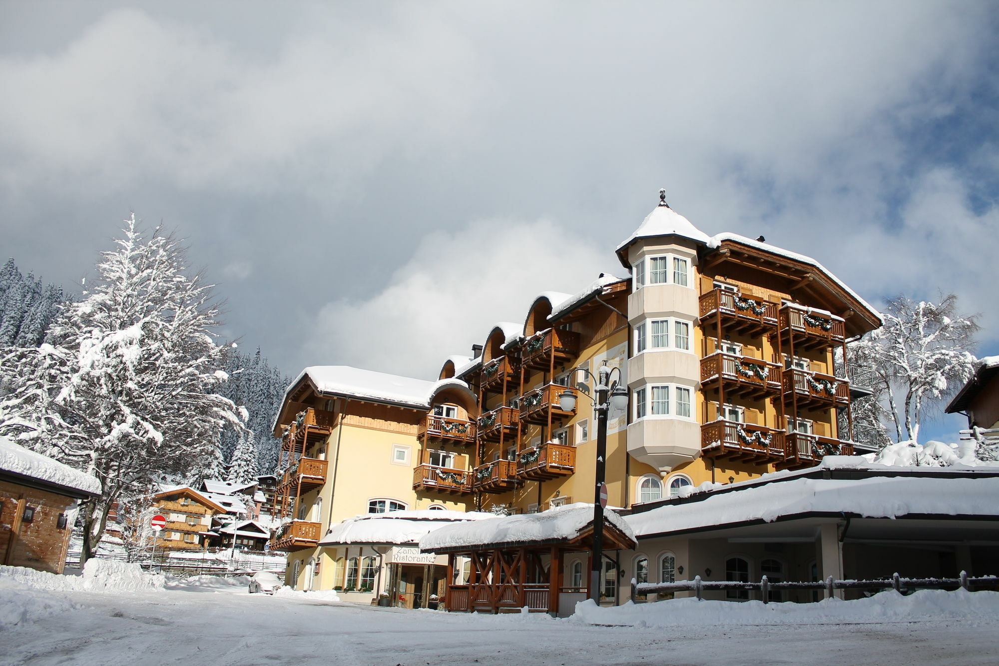 Hotel Chalet All'Imperatore Madonna Buitenkant foto